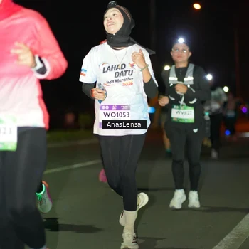 Runner Photo 7640497