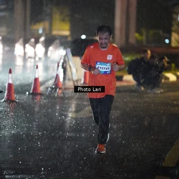 Runner Photo 7640534