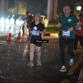 Runner Photo 7640543