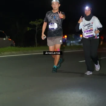 Runner Photo 7640547