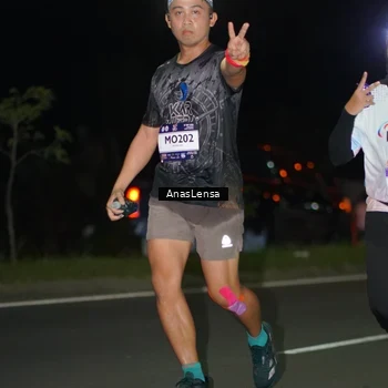 Runner Photo 7640548