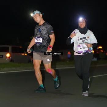 Runner Photo 7640551