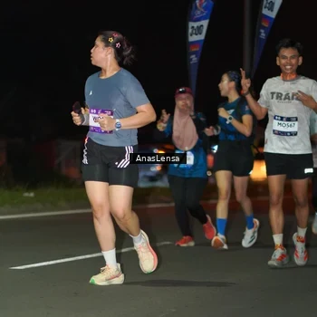 Runner Photo 7640559