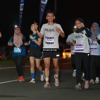 Runner Photo 7640563