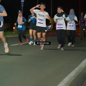 Runner Photo 7640567