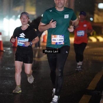 Runner Photo 7640573
