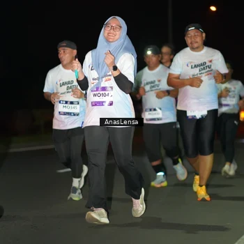 Runner Photo 7640638