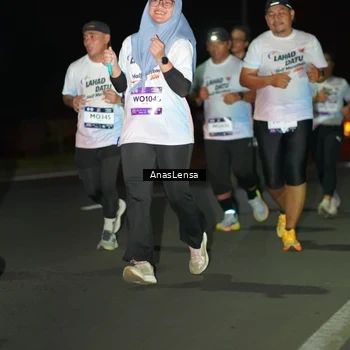 Runner Photo 7640640