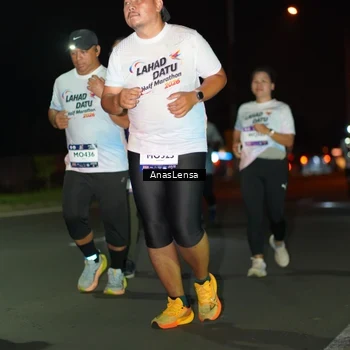 Runner Photo 7640669