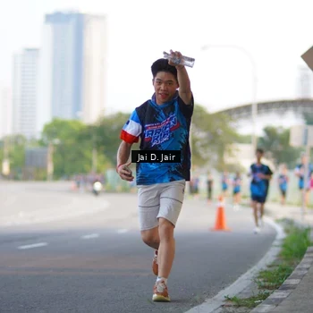 Runner Photo 7640670