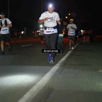 Runner Photo 7640681