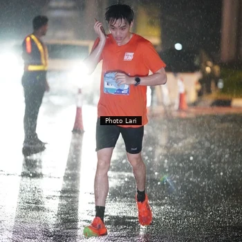 Runner Photo 7640692