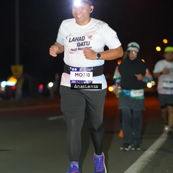 Runner Photo 7640695