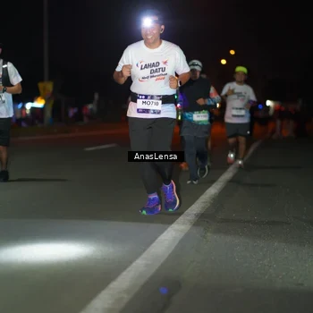 Runner Photo 7640732