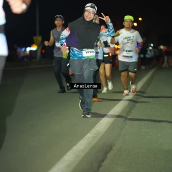 Runner Photo 7640756