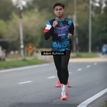 Runner Photo 7640812