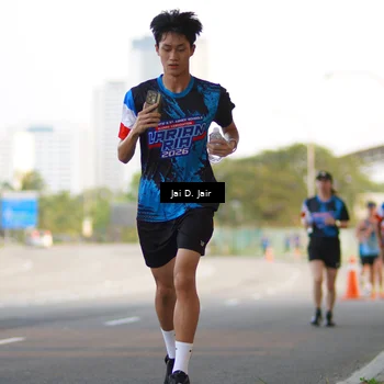 Runner Photo 7640843