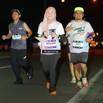 Runner Photo 7640864