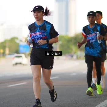 Runner Photo 7640878