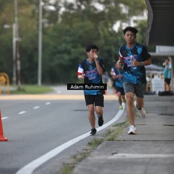 Runner Photo 7640898