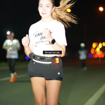 Runner Photo 7640923