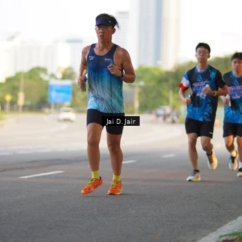 Runner Photo 7640927