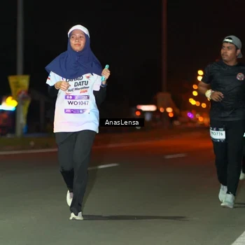 Runner Photo 7640932