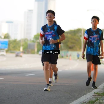 Runner Photo 7640946