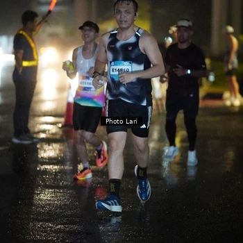 Runner Photo 7640964