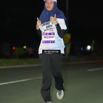Runner Photo 7640997