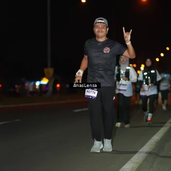 Runner Photo 7641014