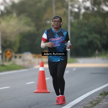 Runner Photo 7641028