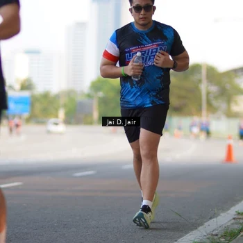 Runner Photo 7641035