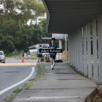Runner Photo 7641043