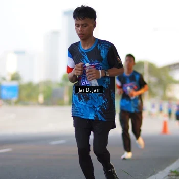 Runner Photo 7641053