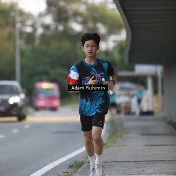 Runner Photo 7641056