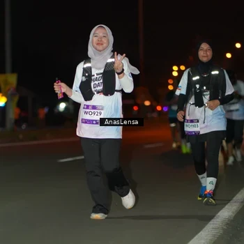 Runner Photo 7641090