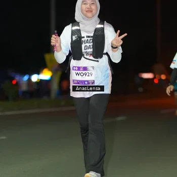 Runner Photo 7641098
