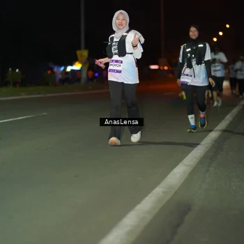 Runner Photo 7641104