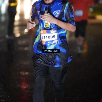 Runner Photo 7641105