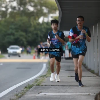Runner Photo 7641112