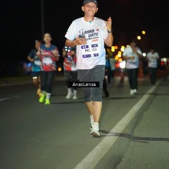 Runner Photo 7641179