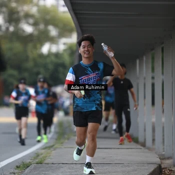 Runner Photo 7641188
