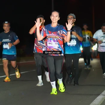 Runner Photo 7641251