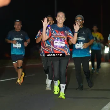 Runner Photo 7641253