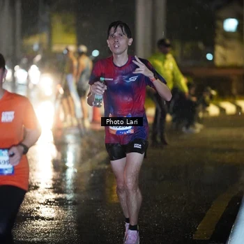 Runner Photo 7641258