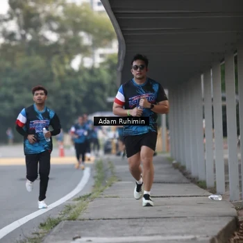 Runner Photo 7641276