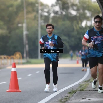 Runner Photo 7641278