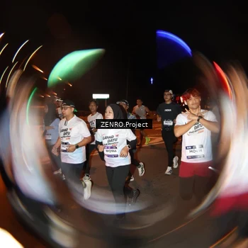 Runner Photo 7641281