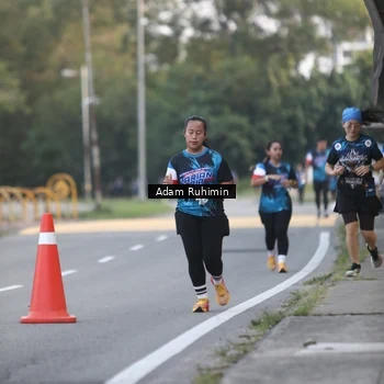 Runner Photo 7641293
